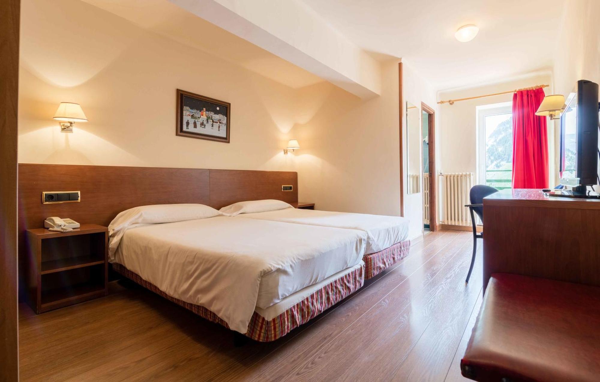 Snoe Hotel Candanchú Værelse billede