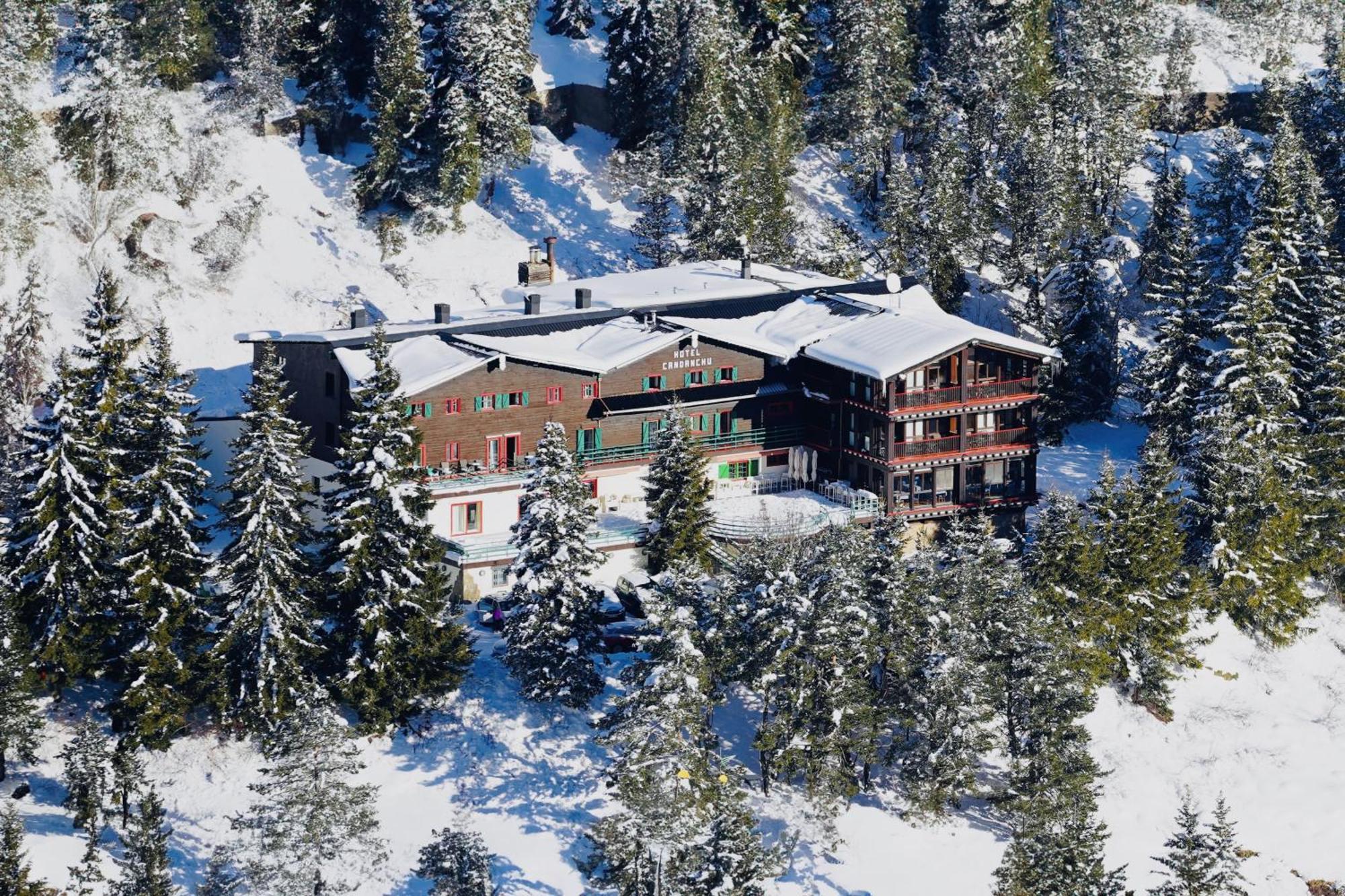 Snoe Hotel Candanchú Eksteriør billede
