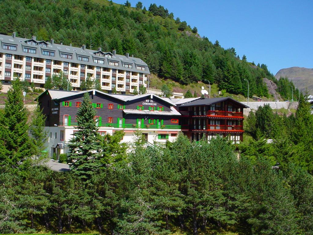 Snoe Hotel Candanchú Eksteriør billede