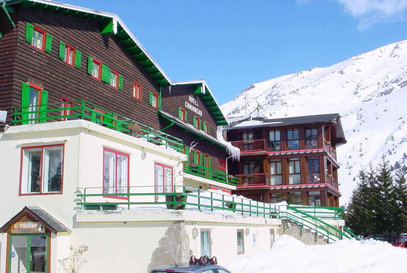 Snoe Hotel Candanchú Eksteriør billede