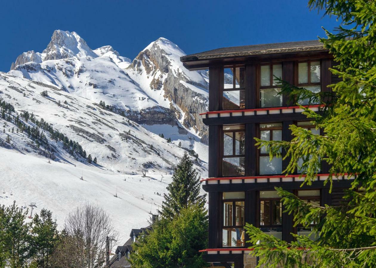 Snoe Hotel Candanchú Eksteriør billede
